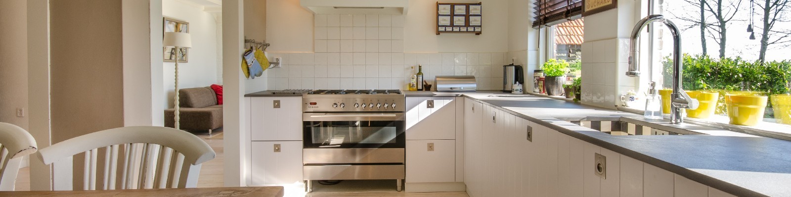 Kitchen cabinet painting